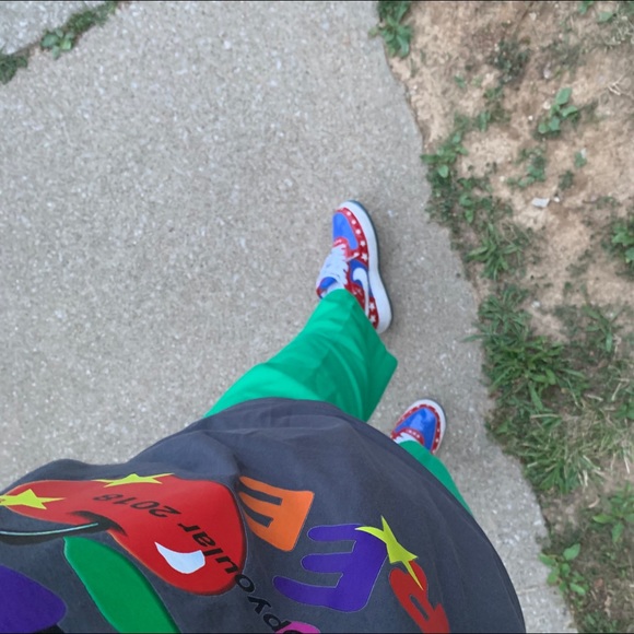 Meet your Posher, Katie - Picture 5 of 5